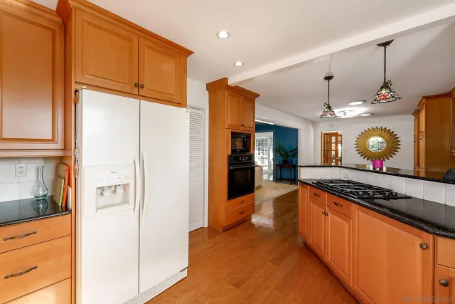 $799,000 | 1553 Ranchwood Lane, Fallbrook, CA 92028