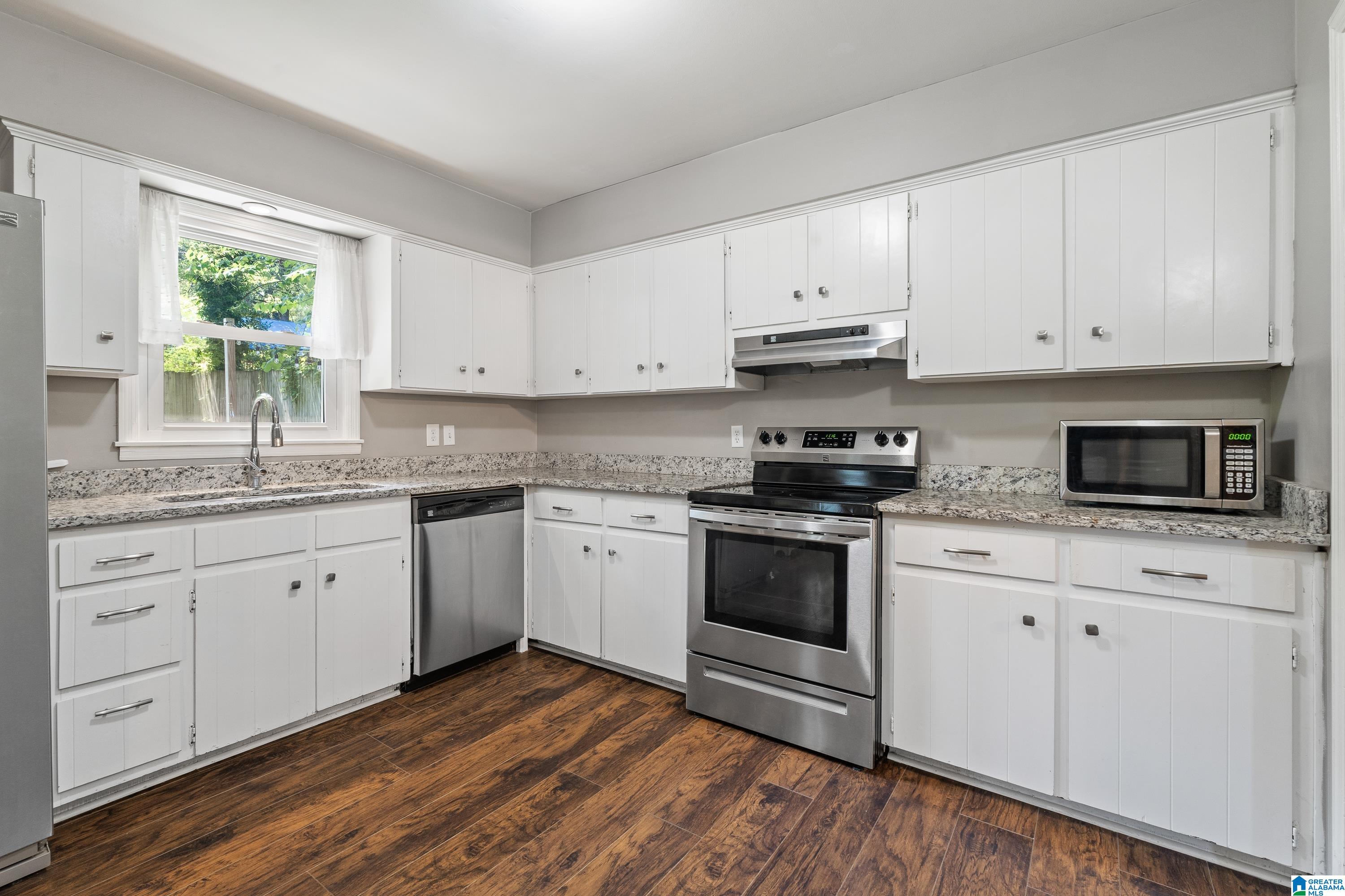 2221 Rocky Ridge Road Hoover, AL 35216 - Photo 13 of 34 Gallery Image 13