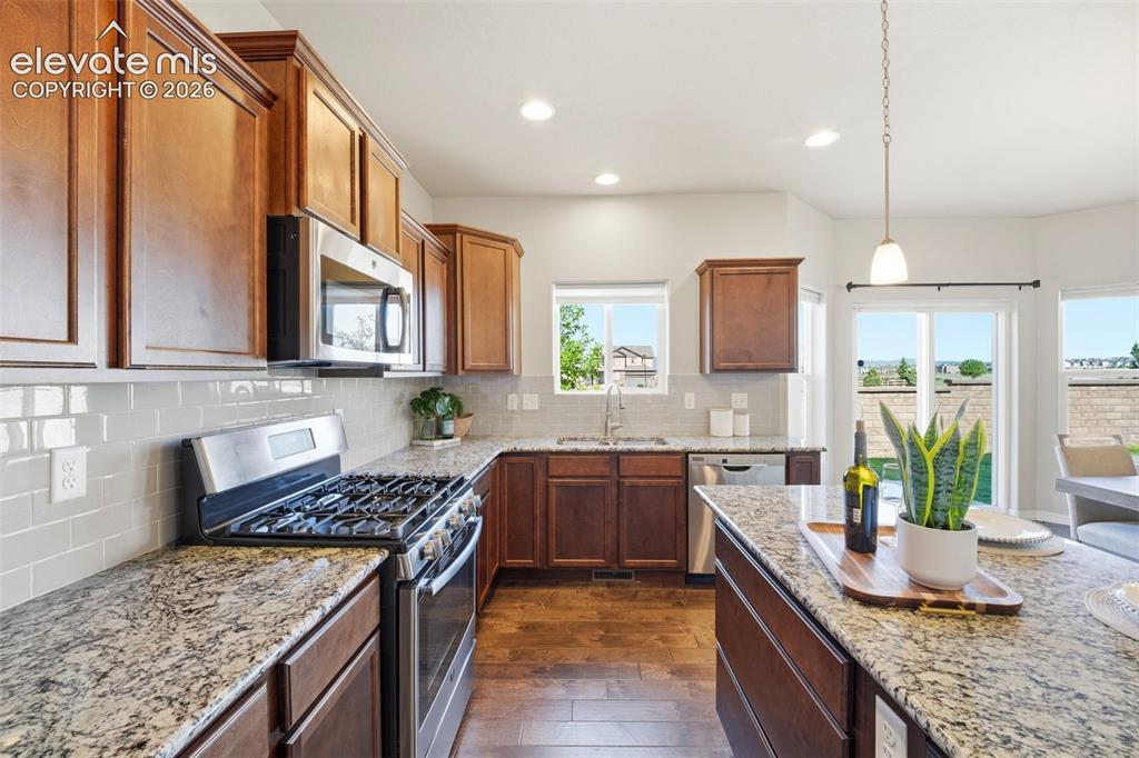 6802 Loftwood Road Colorado Springs, CO 80908 - Photo 12 of 48