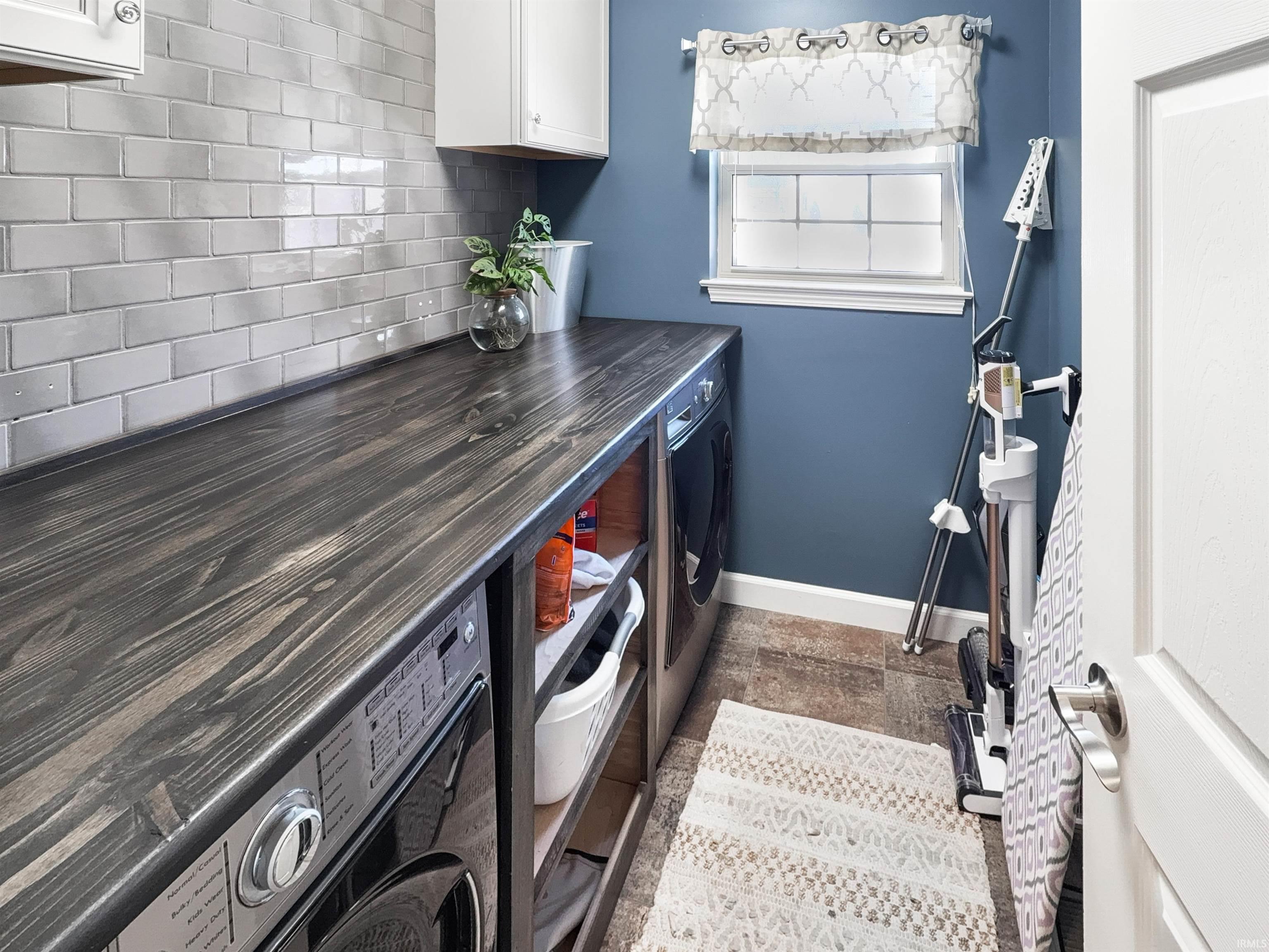 1778 Scarlet Oak Drive Jasper, IN 47546 - Photo 8 of 33