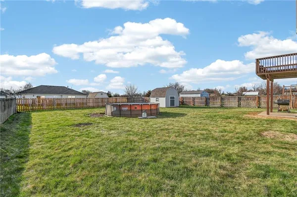 $347,500 | 714 South Sunset Lane, Raymore, MO 64083