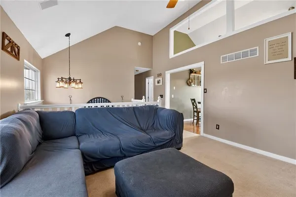 $347,500 | 714 South Sunset Lane, Raymore, MO 64083