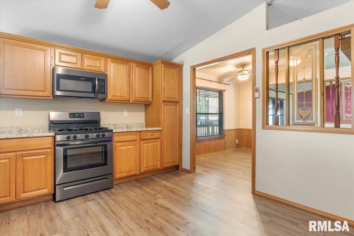 3725 North Peoria Road Springfield, IL 62702 - Photo 17 of 25
