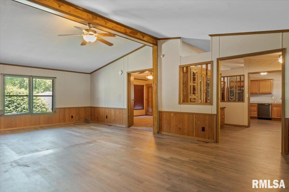 3725 North Peoria Road Springfield, IL 62702 - Photo 5 of 25