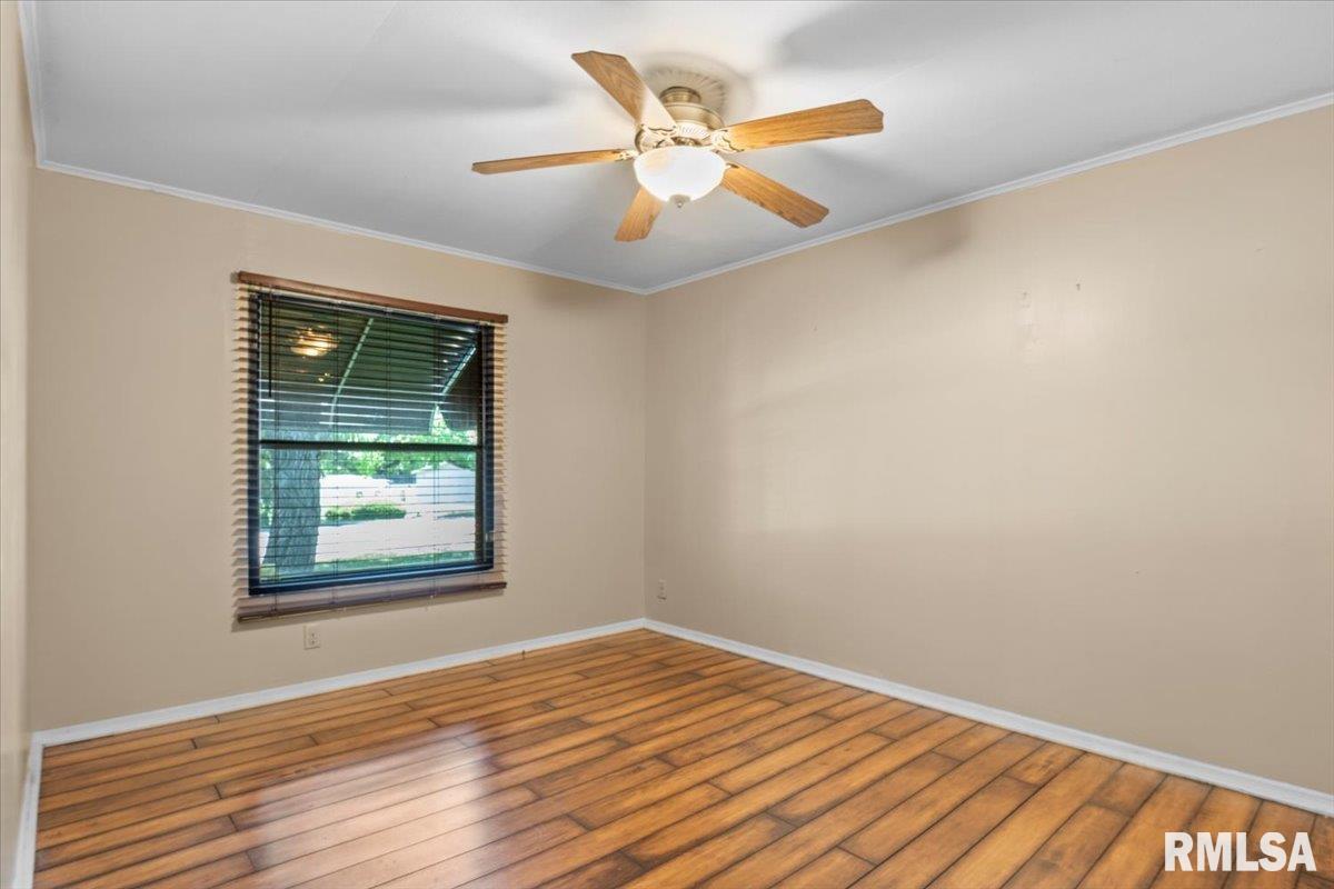 3725 North Peoria Road Springfield, IL 62702 - Photo 10 of 25