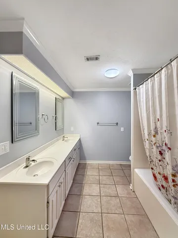 $282,000 | 214 Chinkapen Drive, Brandon, MS 39047