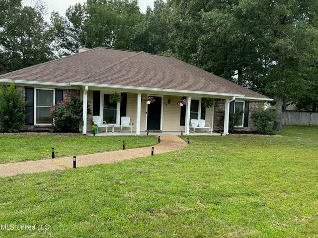 $282,000 | 214 Chinkapen Drive, Brandon, MS 39047