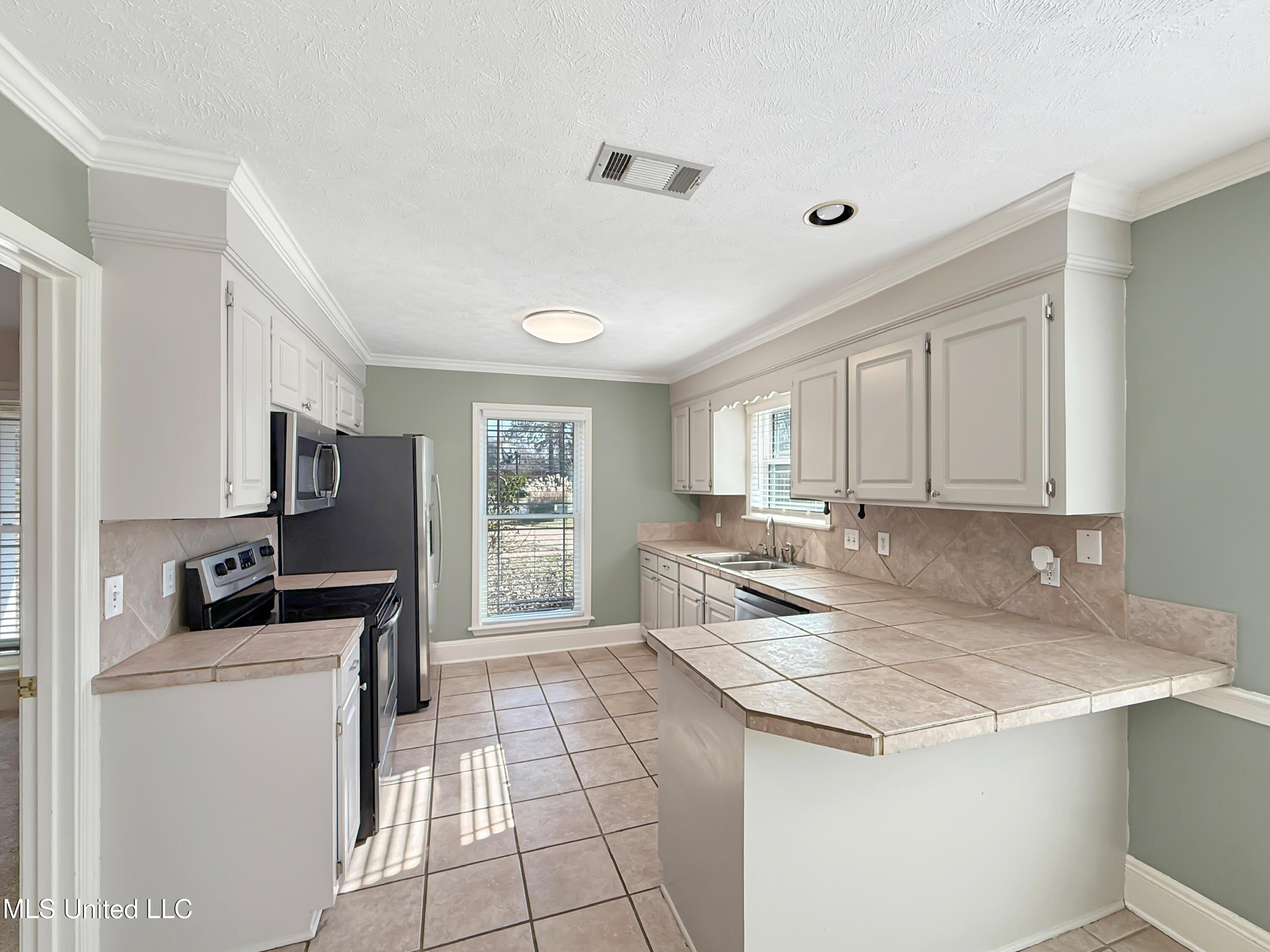 214 Chinkapen Drive Brandon, MS 39047 - Photo 7 of 35 c31958c3464d441576f7d76beea061a38bae4e62