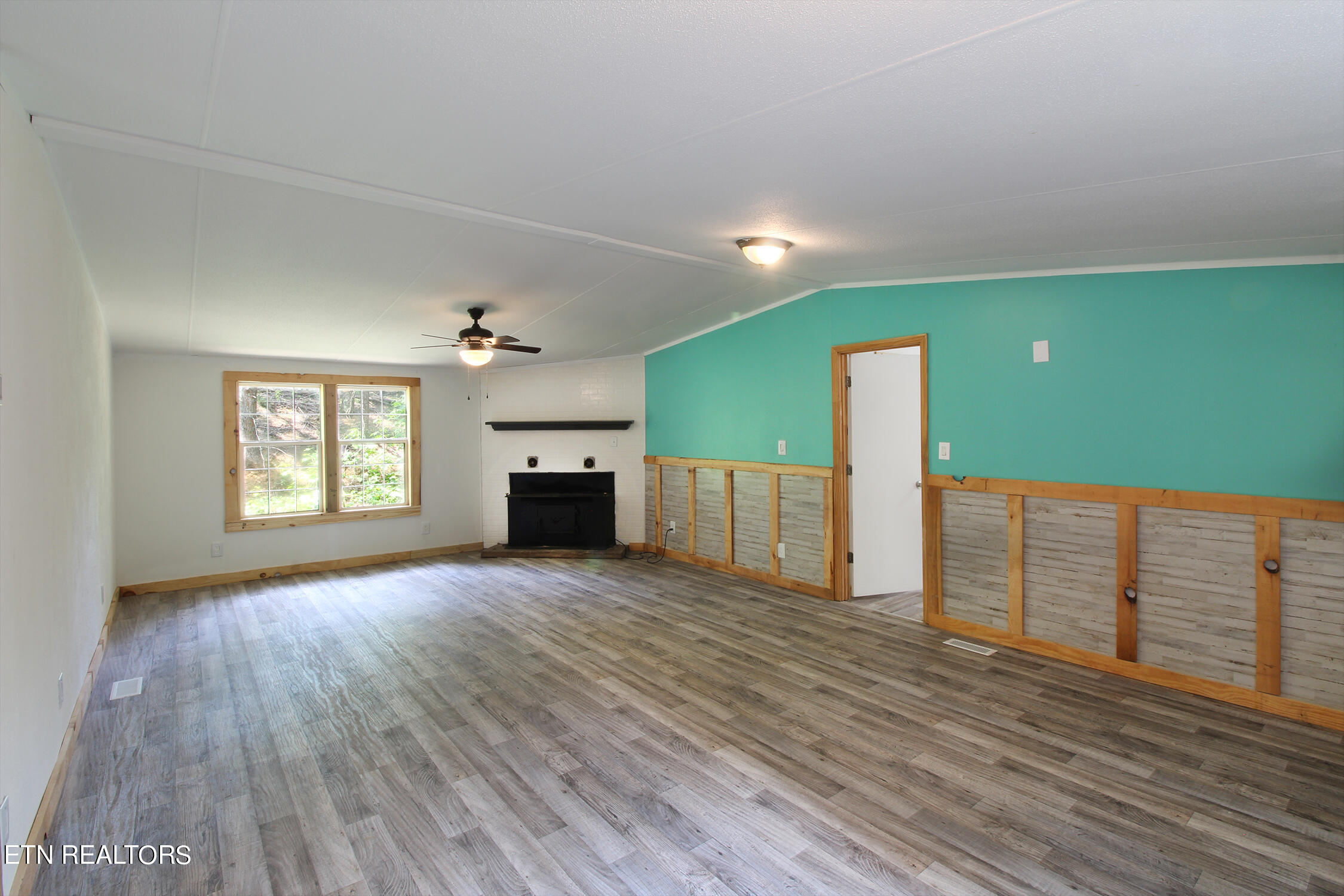 189 Alpha Road Newport, TN 37821 - Photo 6 of 41 IMG_0738