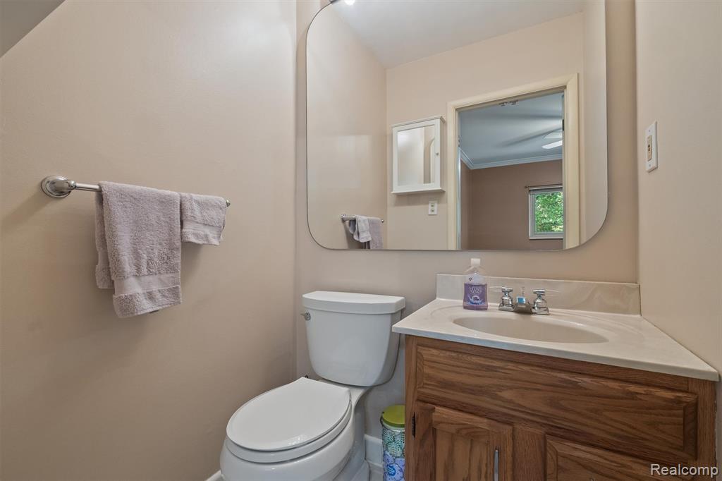 1109 Derby Road, Unit 5 Birmingham, MI 48009 - Photo 20 of 29