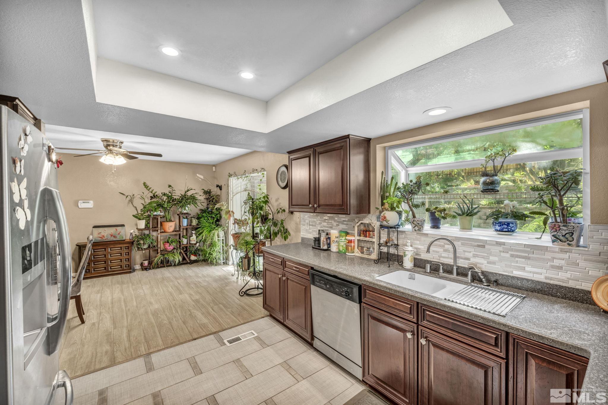 6265 Stone Valley Drive Reno, NV 89523 - Photo 4 of 40 Photo 4