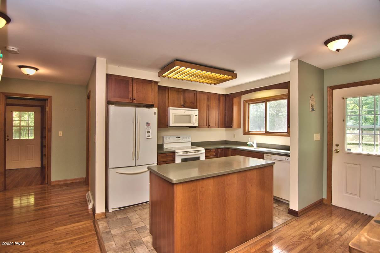 228 Forest Ridge Drive Hawley, PA 18428 - Photo 17 of 70 Photo 17
