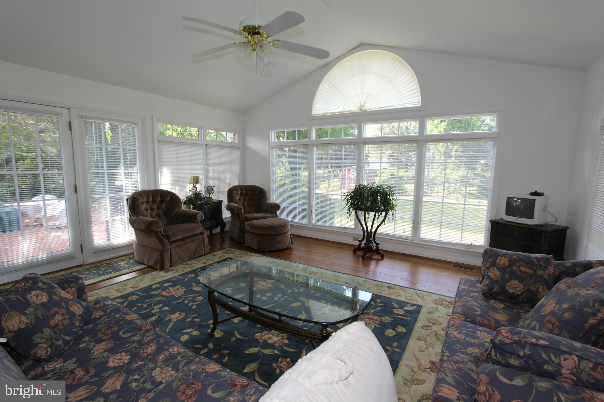 7901 Edgewood Farm Road Frederick, MD 21702 - Photo 3 of 29 Interior (General)