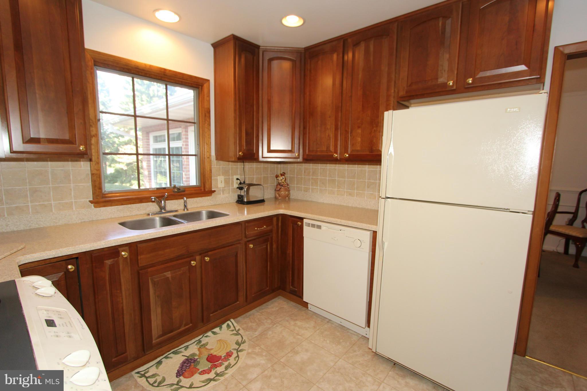 7901 Edgewood Farm Road Frederick, MD 21702 - Photo 5 of 29 Kitchen