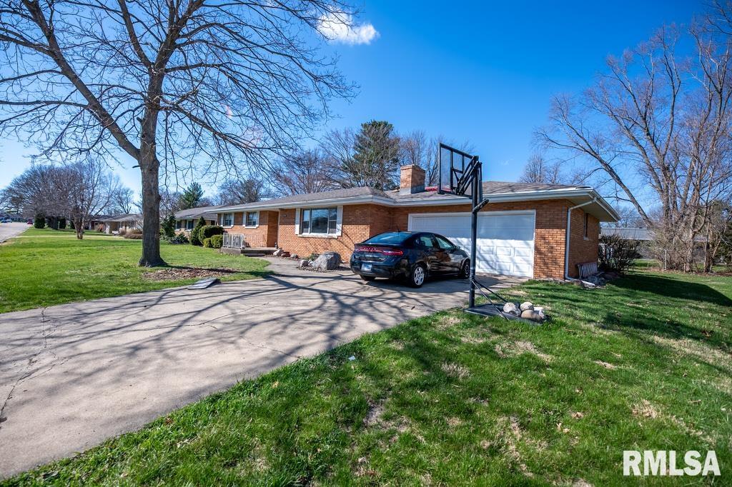 917 East Emerson Street Morton, IL 61550 - Photo 2 of 45