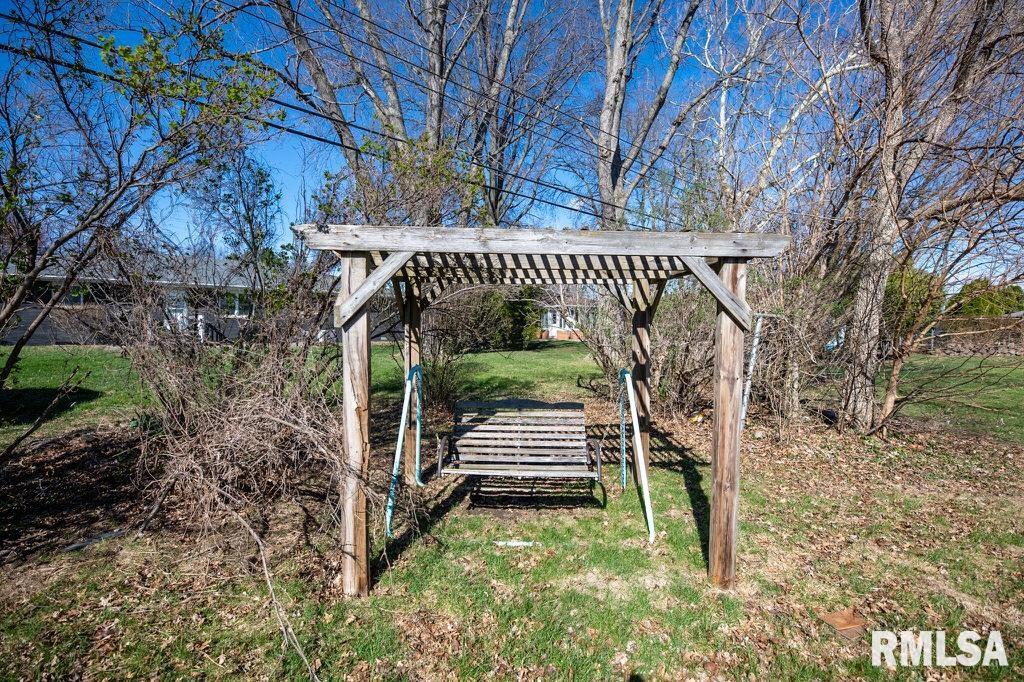 917 East Emerson Street Morton, IL 61550 - Photo 5 of 45