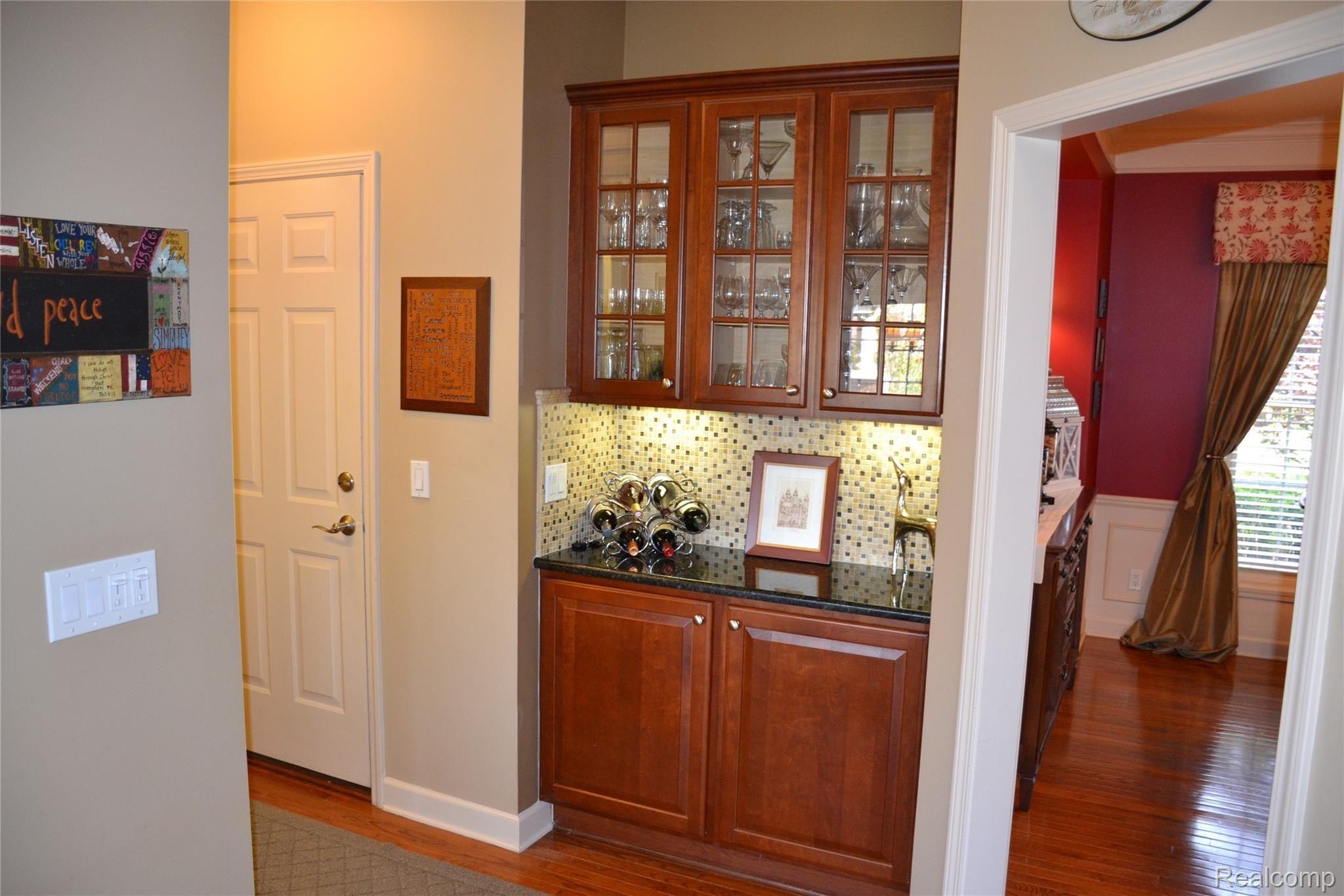 2373 Andover Boulevard Rochester, MI 48306 - Photo 21 of 52 DSC_1138.JPG