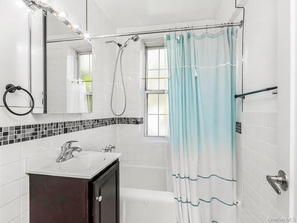 780 Bronx River Road, Unit A16 Bronxville, NY 10708 - Photo 13 of 25