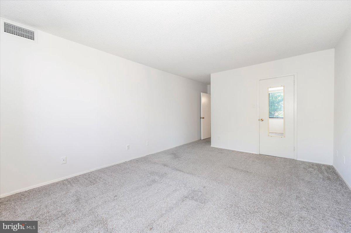 5225 Pooks Hill Road, Unit 616N Bethesda, MD 20814 - Photo 12 of 62 Primary bedroom