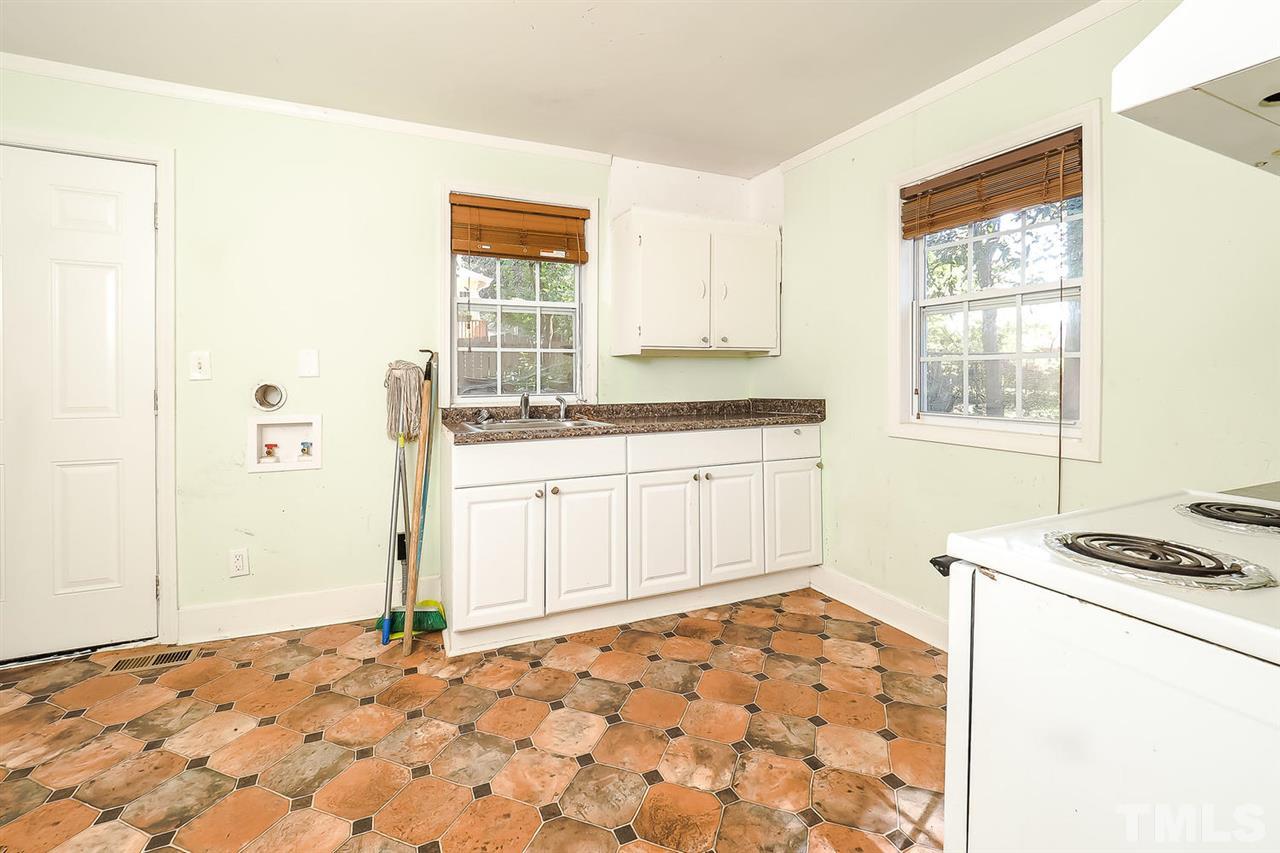 1019 Rosedale Avenue Durham, NC 27707 - Photo 12 of 20 Gallery Image 12