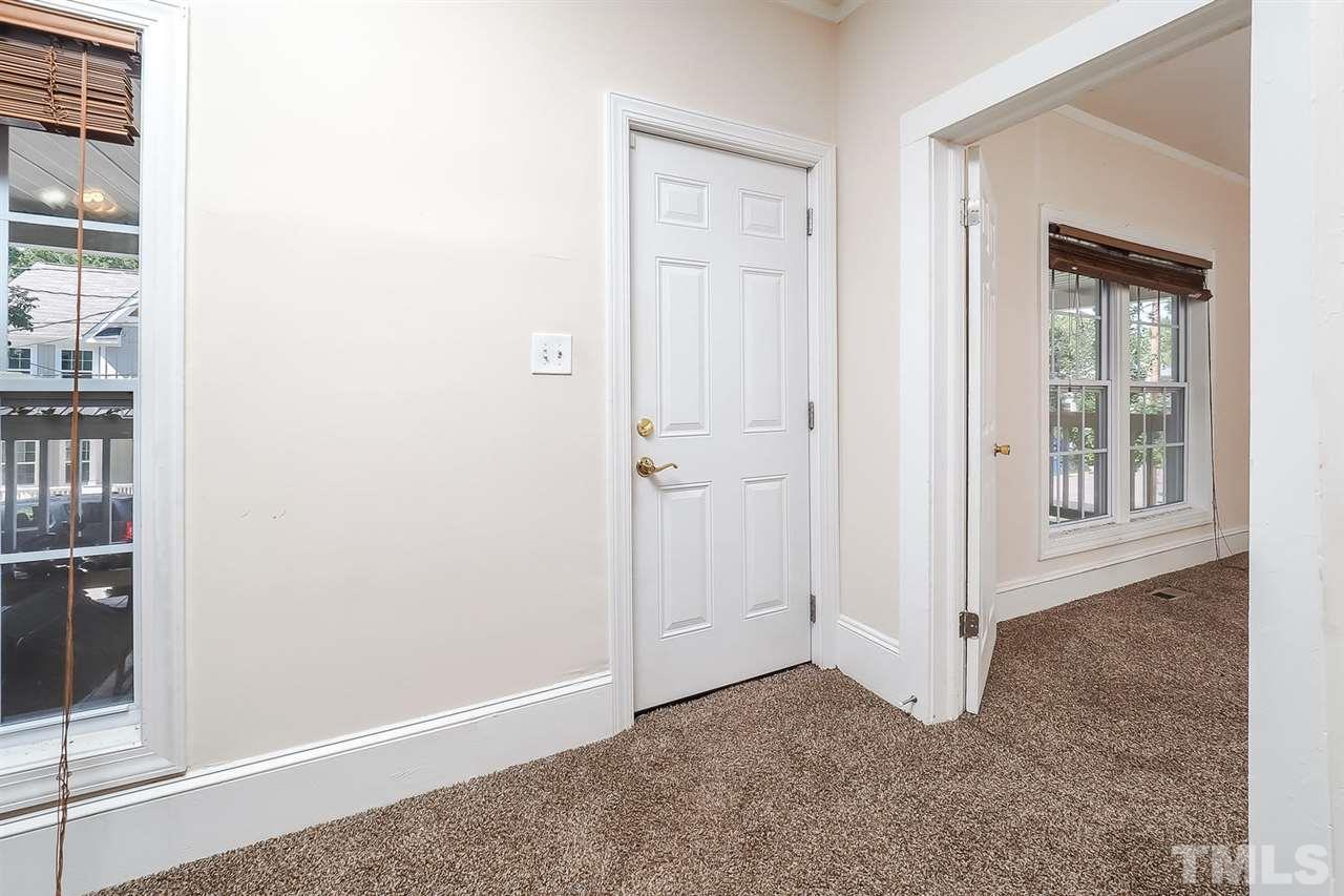 1019 Rosedale Avenue Durham, NC 27707 - Photo 7 of 20 Gallery Image 7