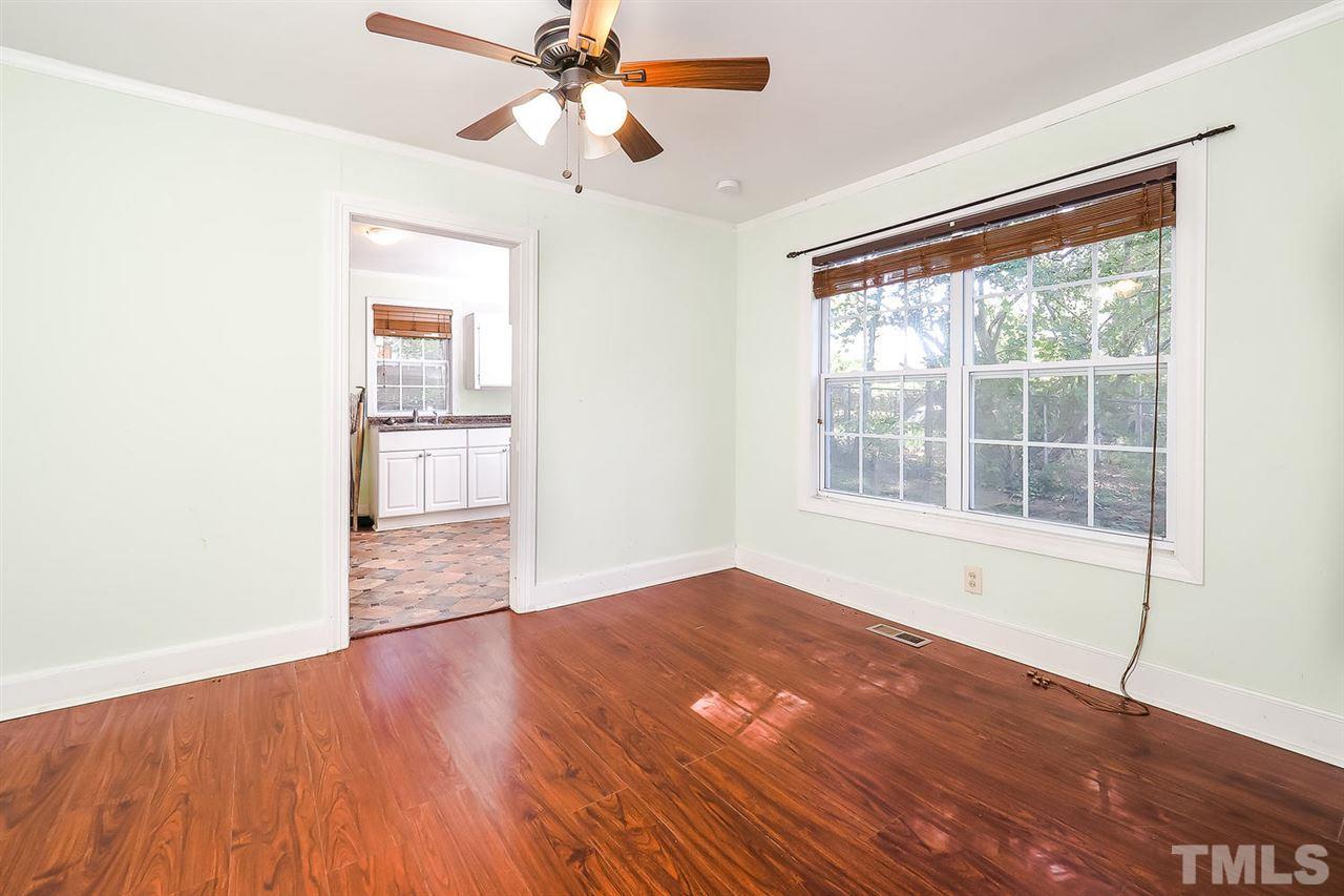 1019 Rosedale Avenue Durham, NC 27707 - Photo 10 of 20 Gallery Image 10