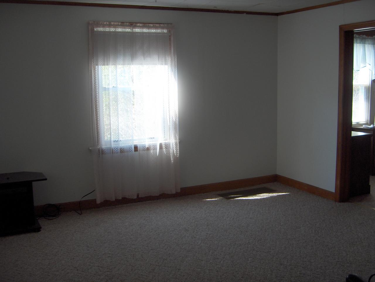 115 Turnip Patch Road Southwest Meadows Of Dan, VA 24120 - Photo 10 of 13 Living Room