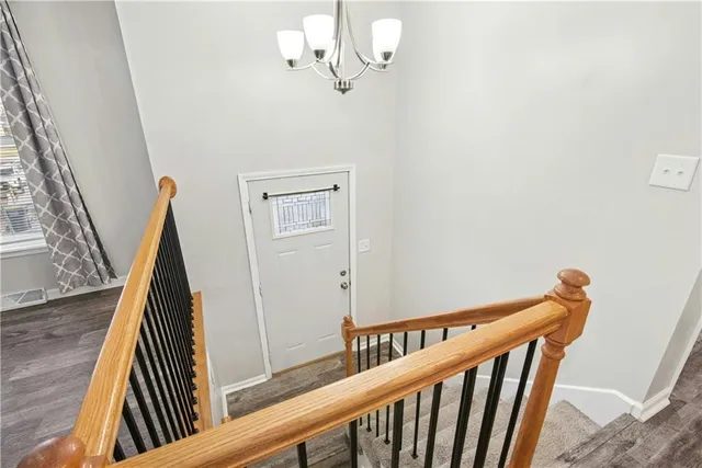 $215,000 | 5822 Northwest Walnut Court, Parkville, MO 64152