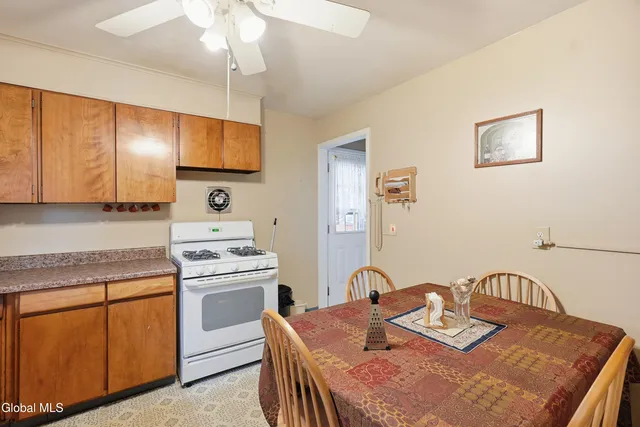 $275,000 | 106 Edgecomb Street, Albany, NY 12209