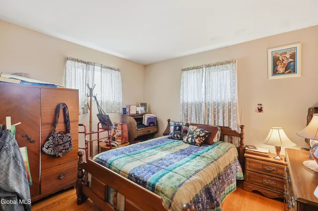 $275,000 | 106 Edgecomb Street, Albany, NY 12209