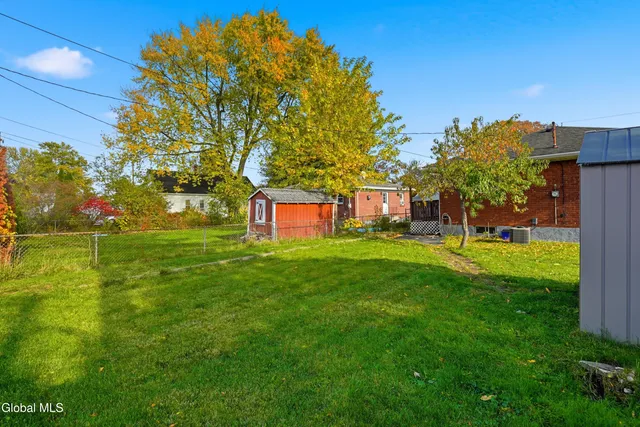 $275,000 | 106 Edgecomb Street, Albany, NY 12209