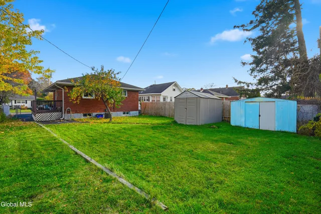 $275,000 | 106 Edgecomb Street, Albany, NY 12209