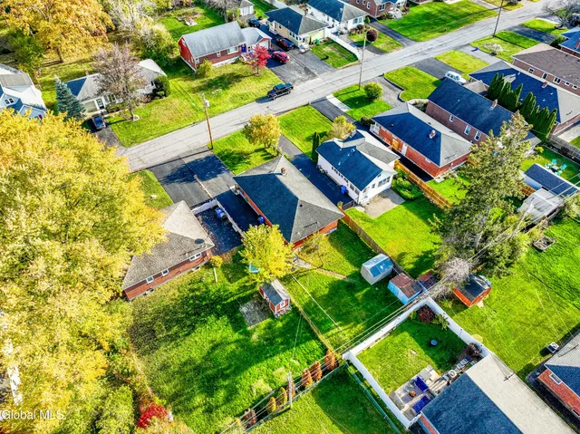 $275,000 | 106 Edgecomb Street, Albany, NY 12209