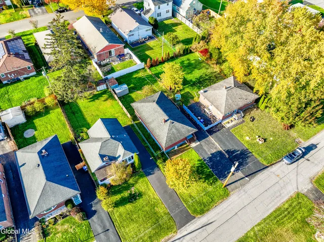 $275,000 | 106 Edgecomb Street, Albany, NY 12209