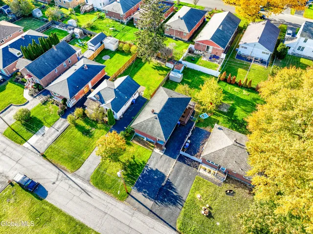 $275,000 | 106 Edgecomb Street, Albany, NY 12209