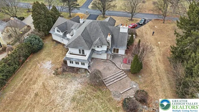 a view of entryway and hall