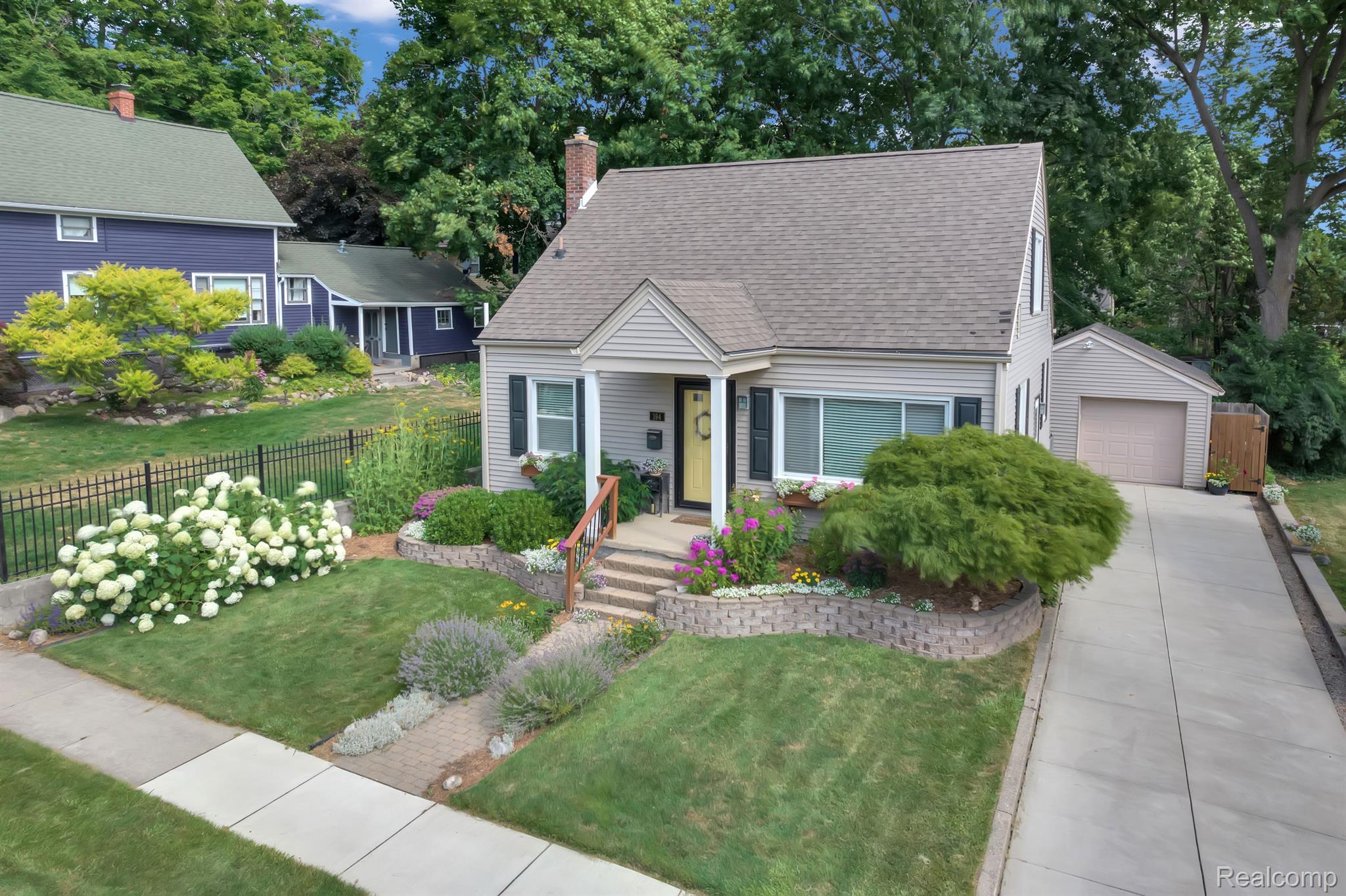 194 Minot Street Romeo, MI 48065 - Photo 5 of 31 Gallery Image 5