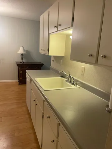 $85,000 | 10113 West 34th Street, Unit 338, Hopkins, MN 55305