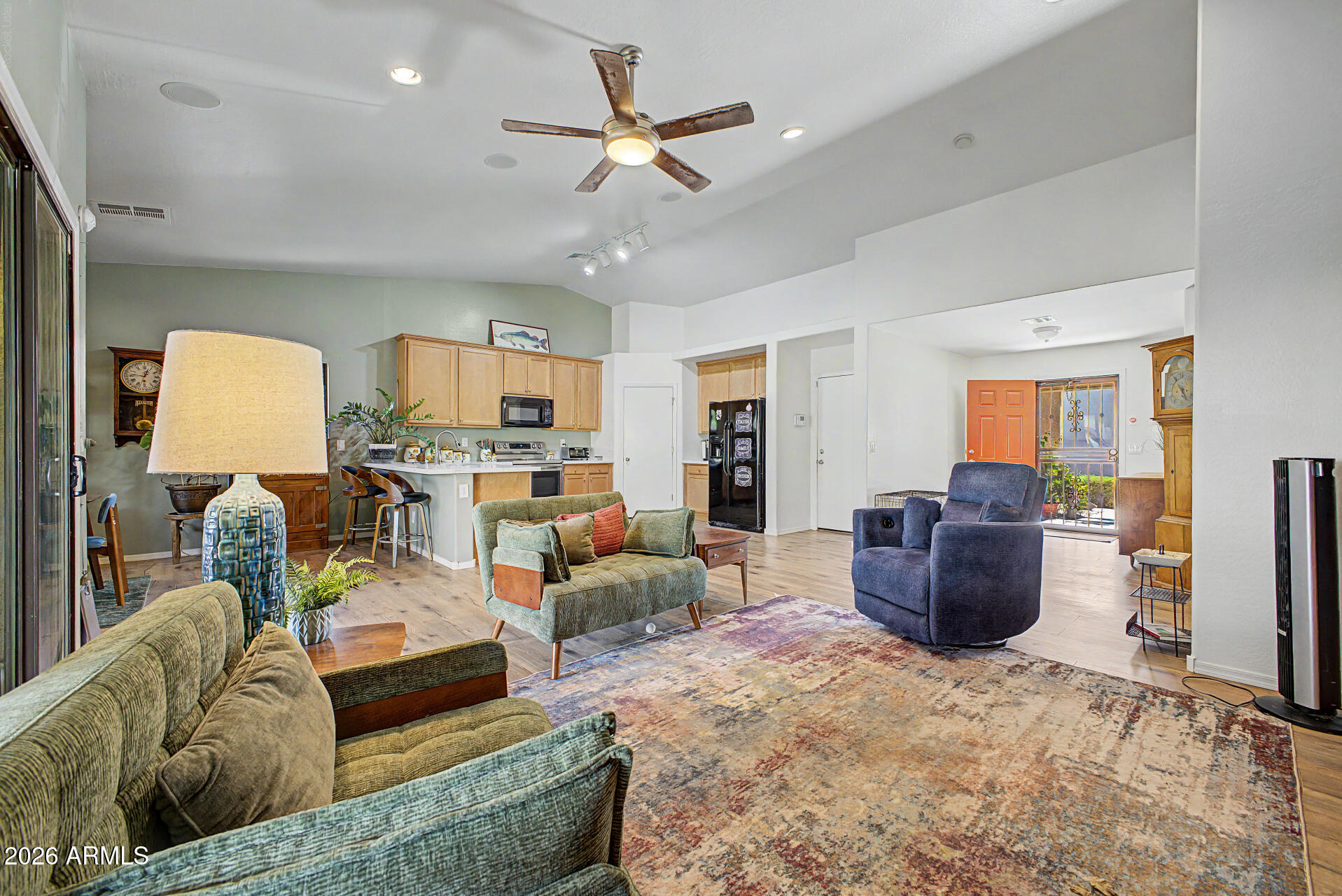 2677 South Conestoga Road Apache Junction, AZ 85119 - Photo 5 of 37