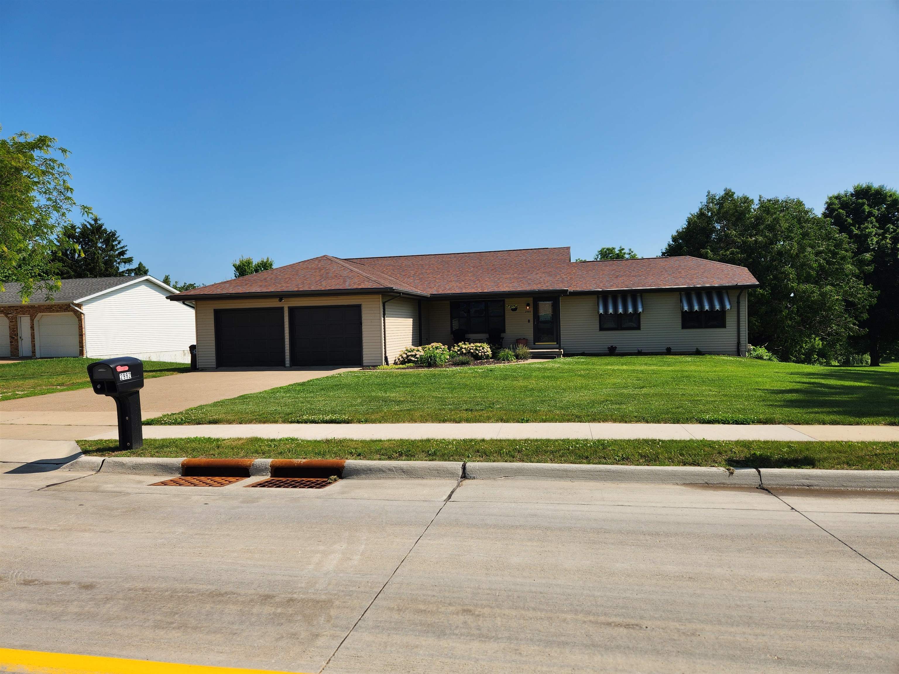 2992 Hales Mill Road Dubuque, IA 52002 - Photo 1 of 26 Gallery Image 1