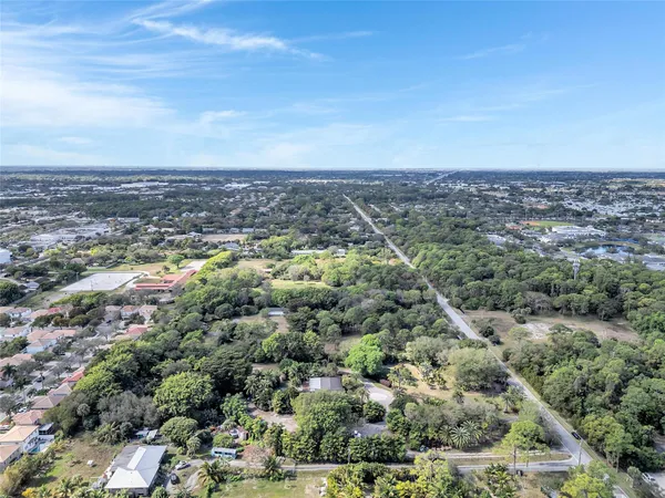 $4,495,000 | 4000 Northwest 74th Street, Coconut Creek, FL 33073