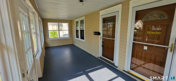 $1,800 | 23 Sharon Street, Unit 2, Hartford, CT 06112
