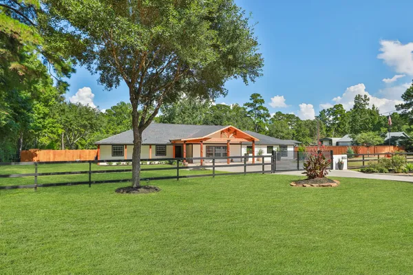 $1,095,000 | 40418 Rolling Forest Drive, Magnolia, TX 77354