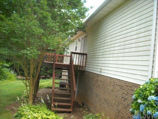 9383 Costner Road Hickory, NC 28602 - Photo 14 of 19 Gallery Image 14