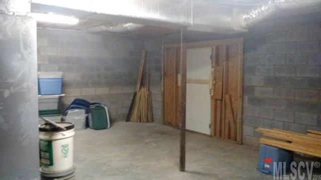 9383 Costner Road Hickory, NC 28602 - Photo 3 of 19 Gallery Image 3