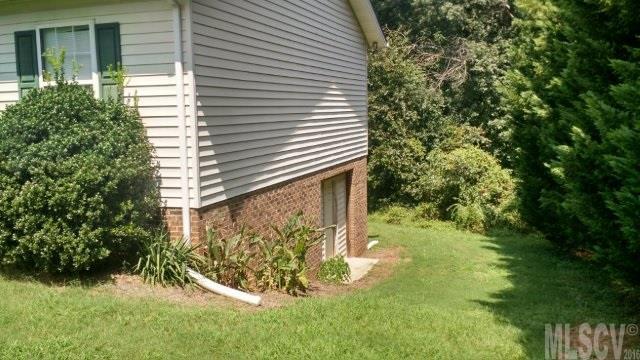 9383 Costner Road Hickory, NC 28602 - Photo 4 of 19 Gallery Image 4