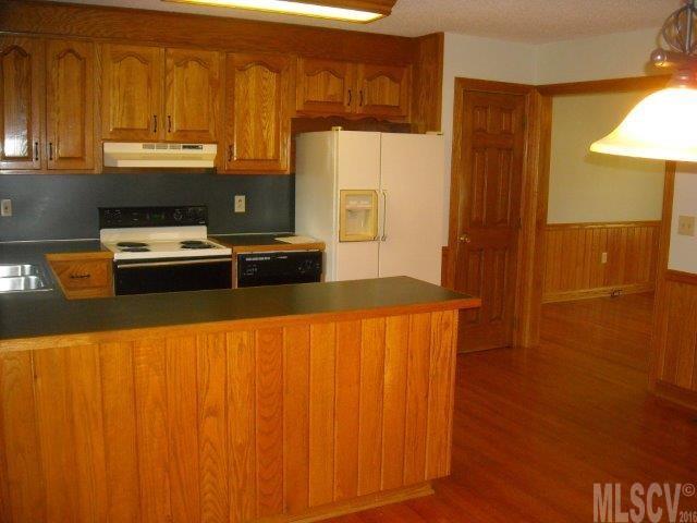 9383 Costner Road Hickory, NC 28602 - Photo 5 of 19 Gallery Image 5