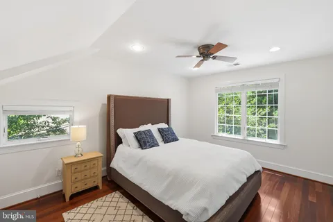 $1,150,000 | 414 Skyhill Road, Alexandria, VA 22314