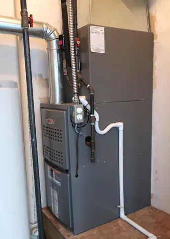 $299,900 | 1631 Weatherstone Drive, Ann Arbor, MI 48108