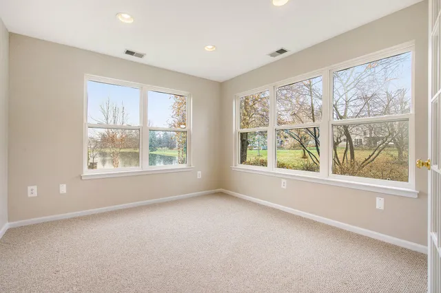 $299,900 | 1631 Weatherstone Drive, Ann Arbor, MI 48108